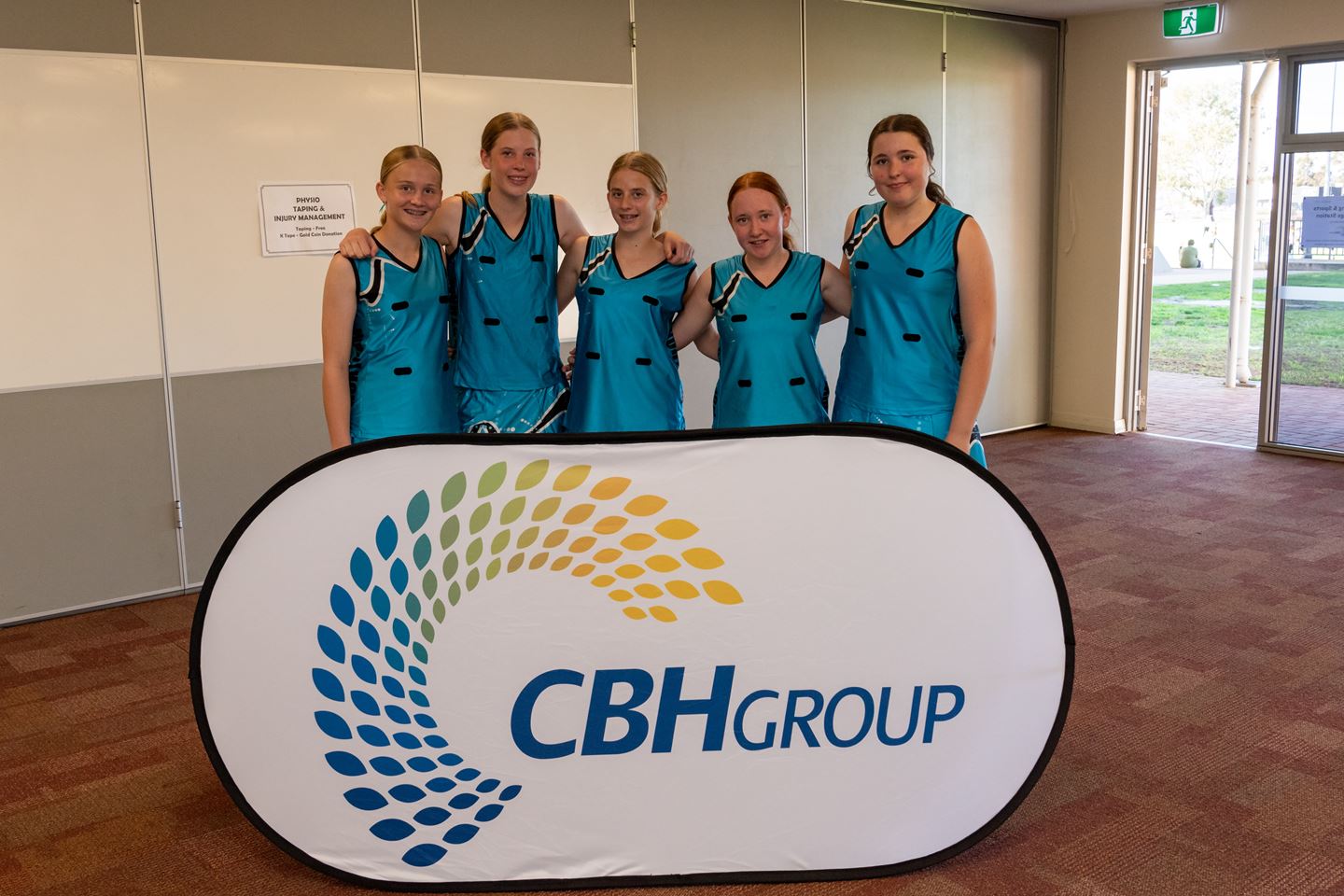 netball girls