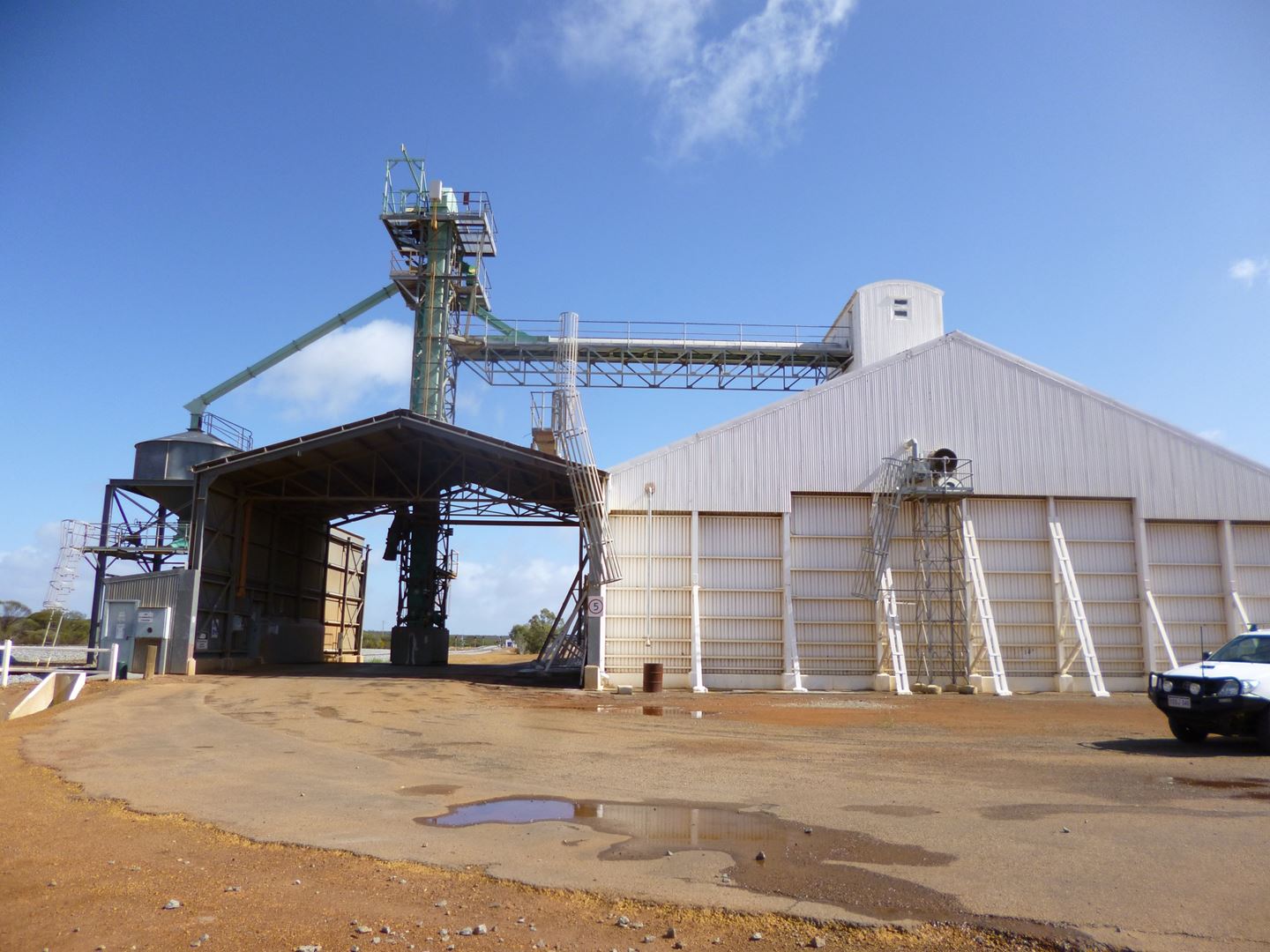 CBH Canna horizontal storage